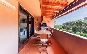 Purple House, 30M To Beach