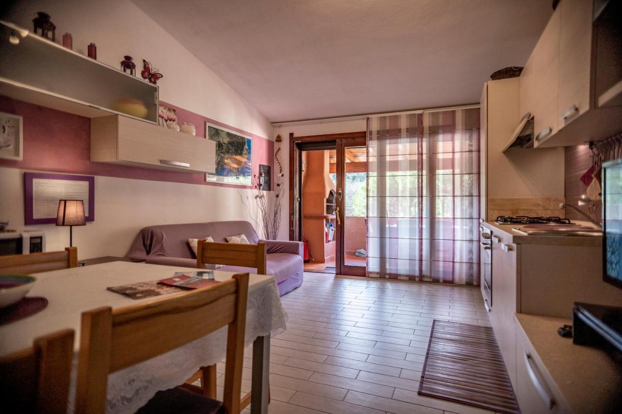 Purple House, 30M To Beach Pula Exterior foto